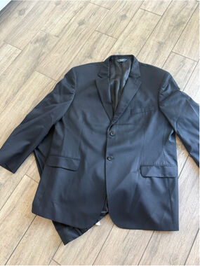 Black Pronto Uomo men’s wool suit